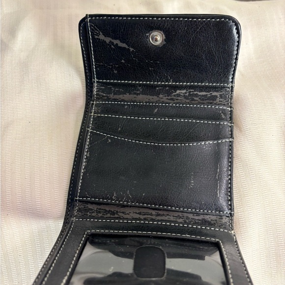 G by Guess Y2K Shoulder Bag w/ Multiple Zippers & Signature Print - Picture 13 of 16